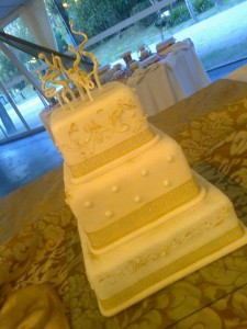 torta de boda varios pisos