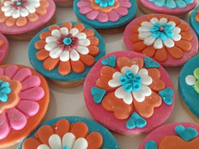 cupcakes decorados con flores
